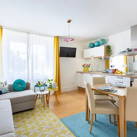 Maison 1934 - Gare & Parking Gratuit Apartment *